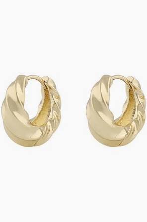 Lydia big twist earrings gold i gruppen Øredobber / Gulløredobber hos SCANDINAVIAN JEWELRY DESIGN (1292-6800-257)