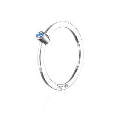 Micro Blink Ring - Blue Topaz Silver i gruppen Ringer / Sølvringer hos SCANDINAVIAN JEWELRY DESIGN (13-100-02423)
