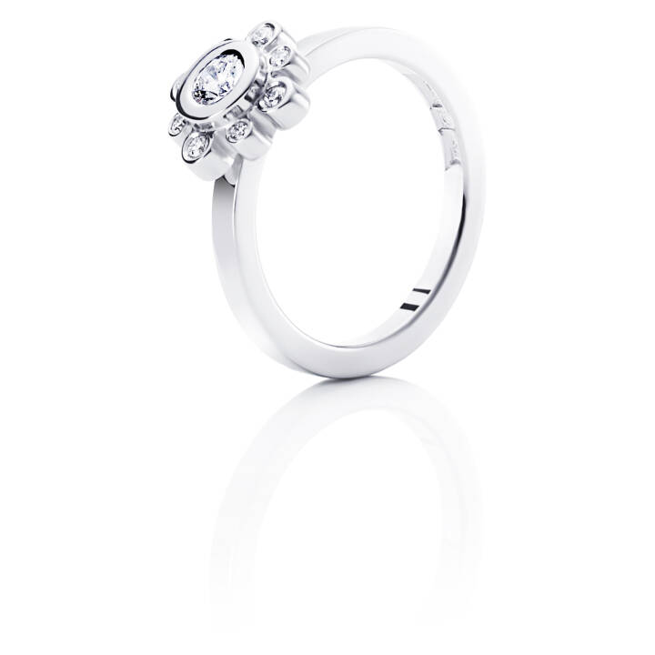 Sweet Hearts Crown 0.19 ct diamant Ring Hvitt gull i gruppen Ringer / Diamantringer hos SCANDINAVIAN JEWELRY DESIGN (13-102-00541)