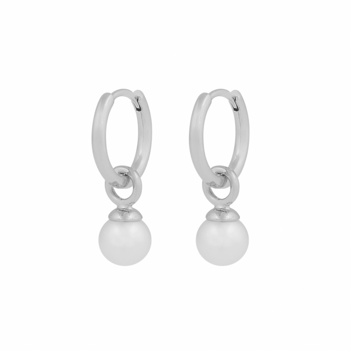 Karan small pendant ring Earrings Silver i gruppen Øredobber / Perleøredobber hos SCANDINAVIAN JEWELRY DESIGN (1399-6100-010)