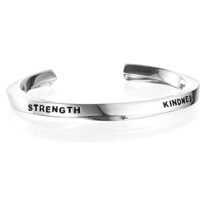 Strength & Kindness Cuff Armbånd Sølv i gruppen Armbånd / Armringer hos SCANDINAVIAN JEWELRY DESIGN (14-100-01531)