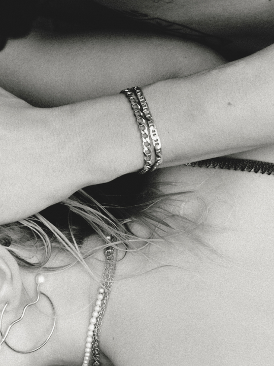 Carlo Bracelet  Small Silver i gruppen Armbånd hos SCANDINAVIAN JEWELRY DESIGN (400199)
