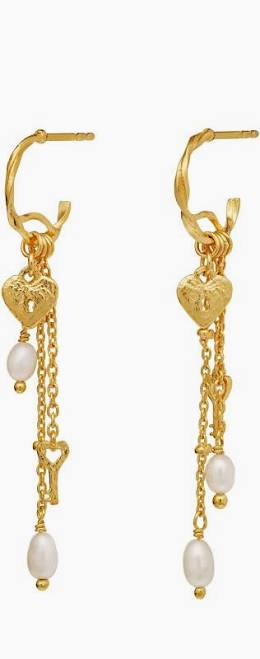IDRIS Earrings Gold i gruppen Øredobber / Perleøredobber hos SCANDINAVIAN JEWELRY DESIGN (9952A)