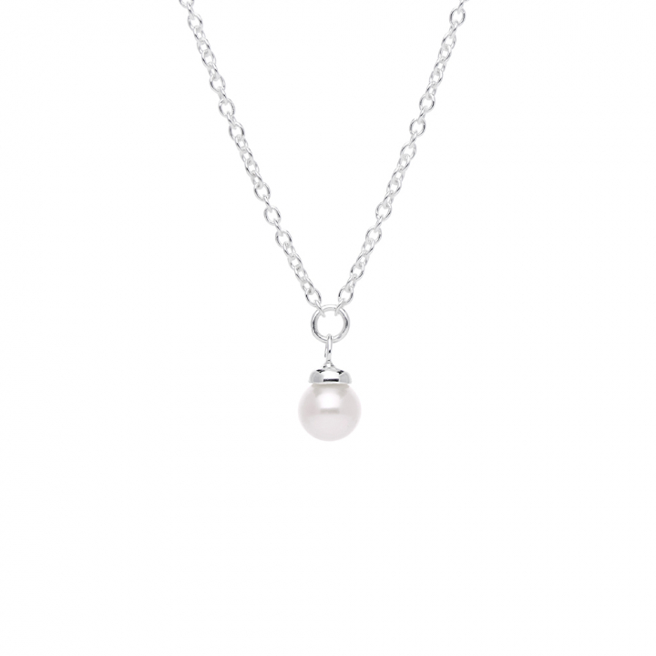 Petite Pearl single necklace silver i gruppen Halskjede / Sølvkjede hos SCANDINAVIAN JEWELRY DESIGN (PPL-N12S451-S)