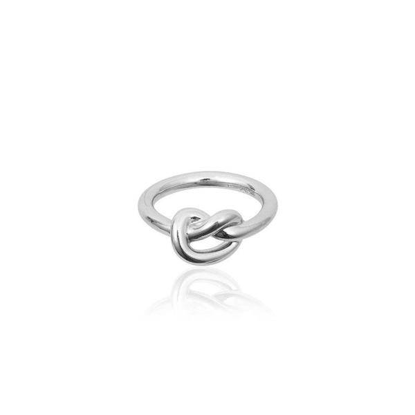 Knot Ring (Sølv) i gruppen Ringer hos SCANDINAVIAN JEWELRY DESIGN (R1641RHS0)
