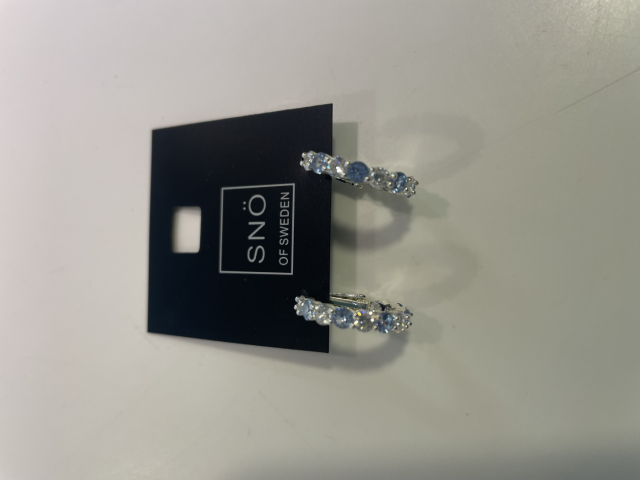 Essence small ring ear mix grey