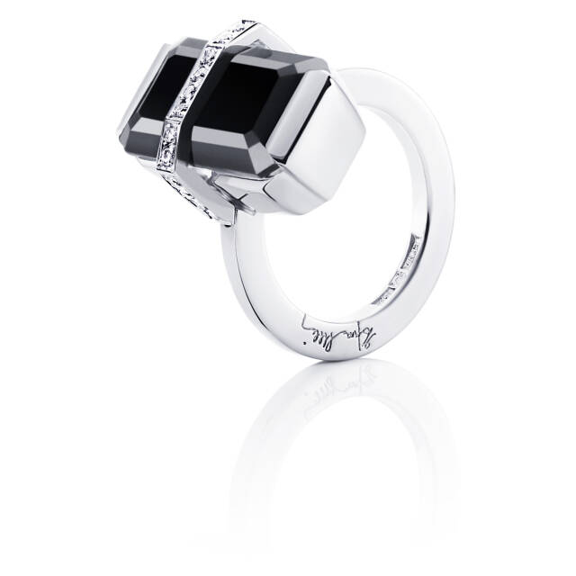 Bend Over - Onyx Ring Hvitt gull