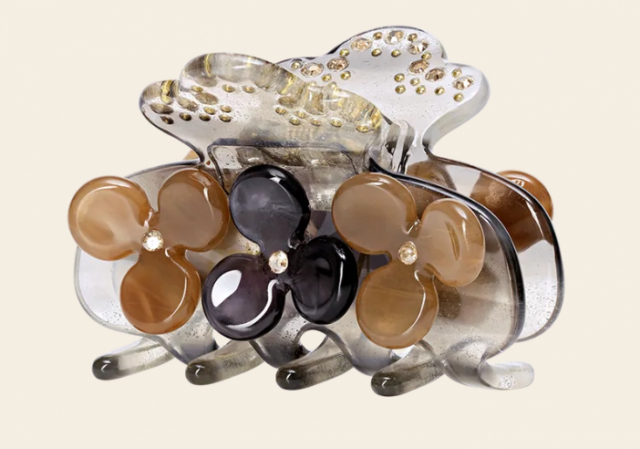 Margurite Fog Hairclaw