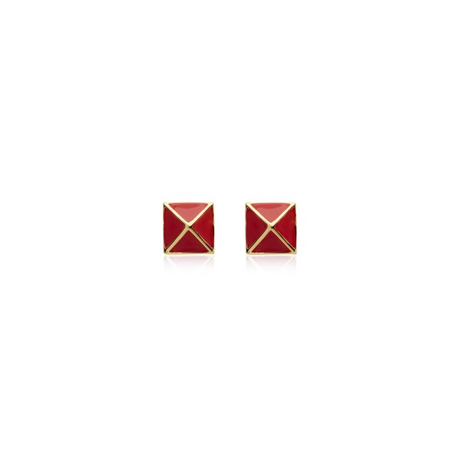 Enamel pyramid studs