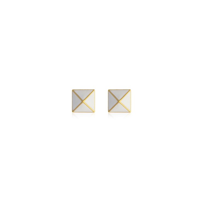 Enamel pyramid studs