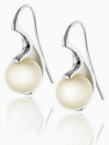 Sweetness pearl Earrings Silver i gruppen Øredobber / Sølvøredobber hos SCANDINAVIAN JEWELRY DESIGN (s204)