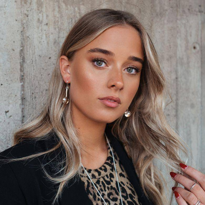 Amor Fati Globe - Crystal Quart Øreringer Sølv