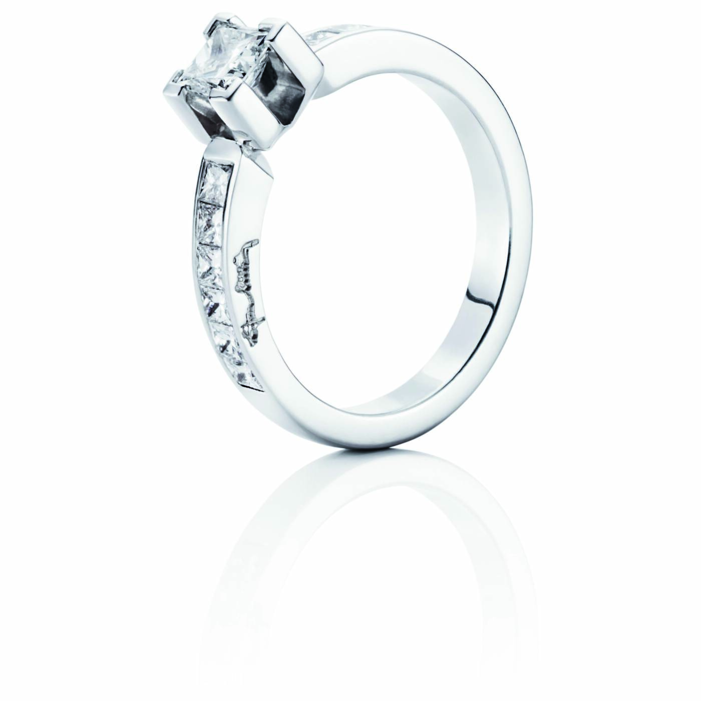 Rock Star Ring Hvitt gull