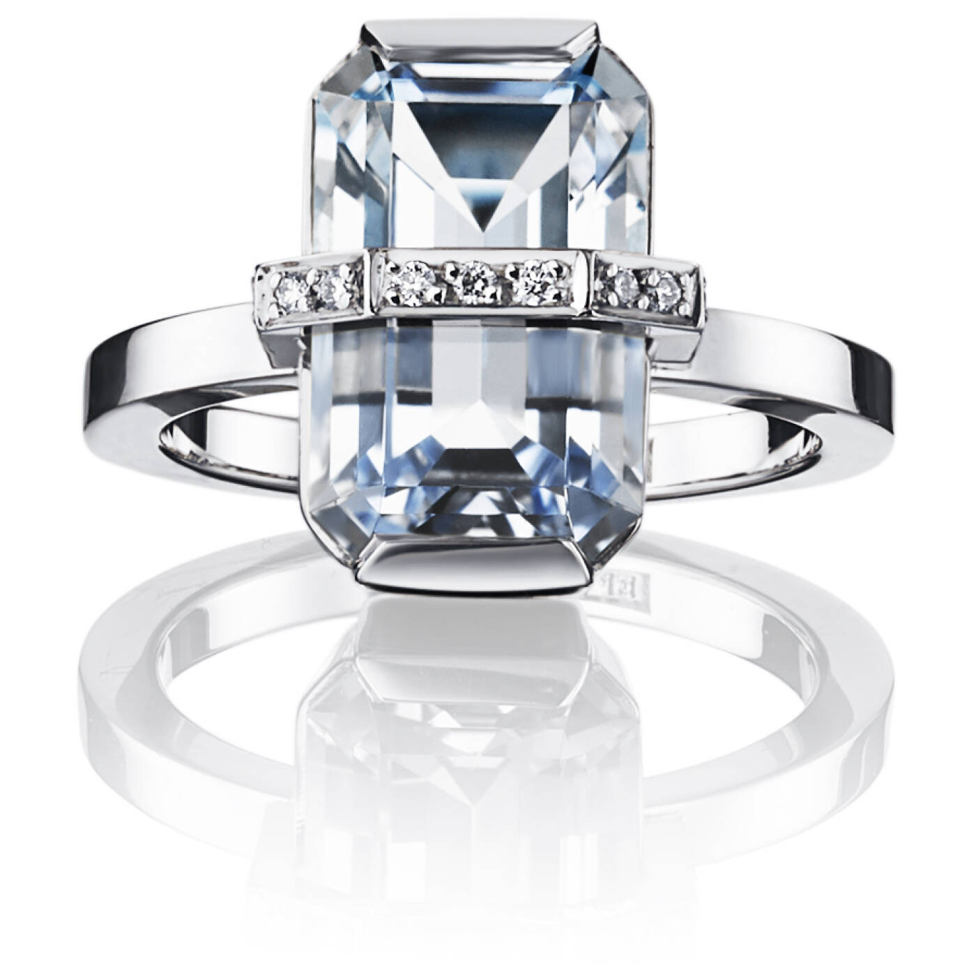 Little Bend Over - Aquamarine Ring Hvitt gull