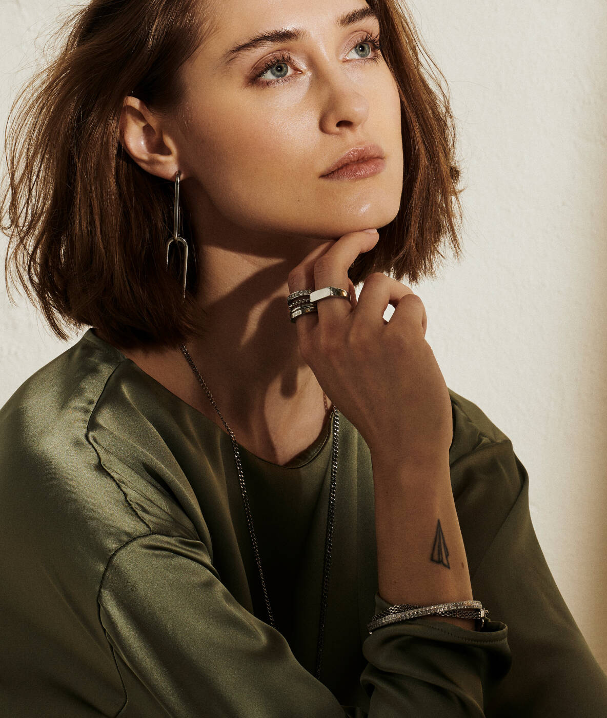 CHANIA Long Øredobber Stål