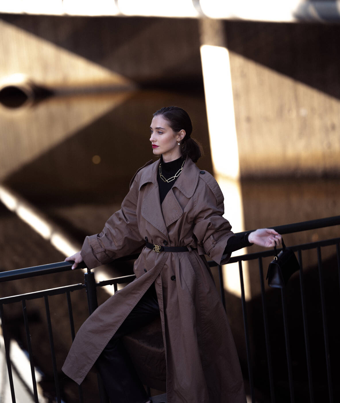 CHANIA Big Short Halskjede Gull