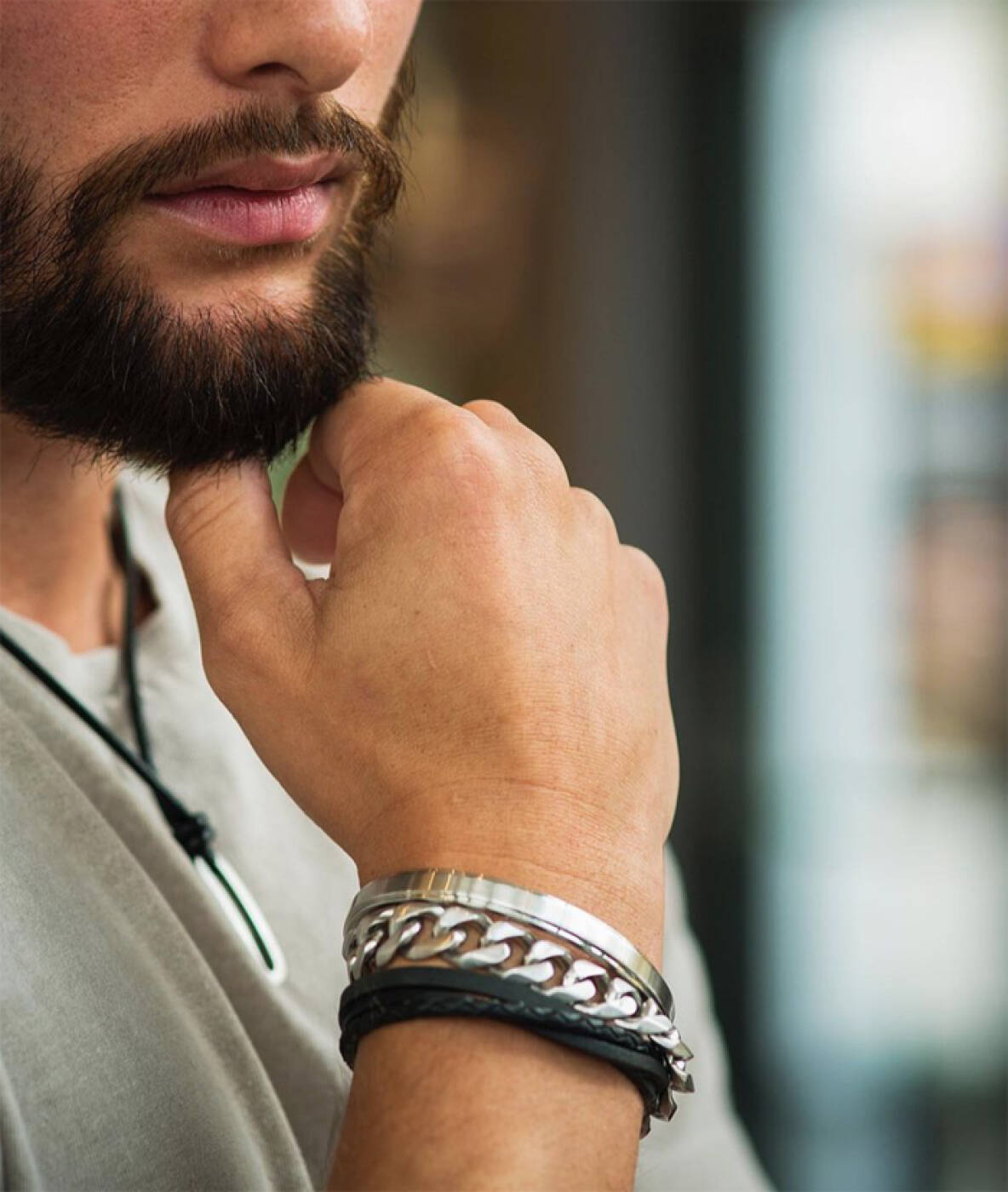 BENJAMIN Leather Halskjede Gull