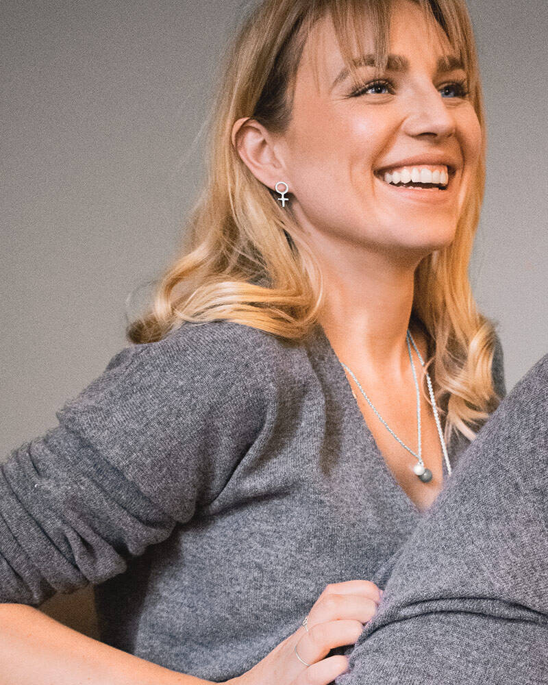 Women Unite small Øreringer Sølv